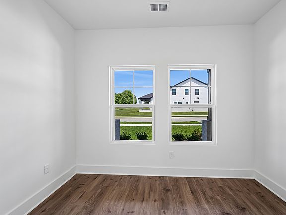 3rd image of 377 Kessel St Lot 111