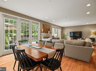 3 Kayser Ct, Newark, DE 19711