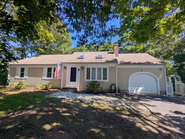 277 Scudder Avenue, Hyannis, MA 02601