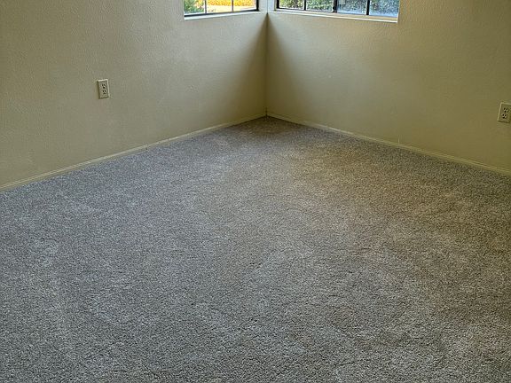 3rd image of 1541 Apache Dr Unit A