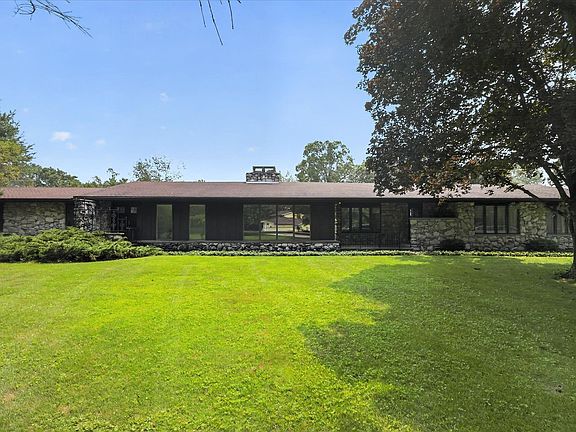 2nd image of 17636 Turf Ct