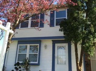 11800 Elderberry Dr, Germantown, MD 20876
