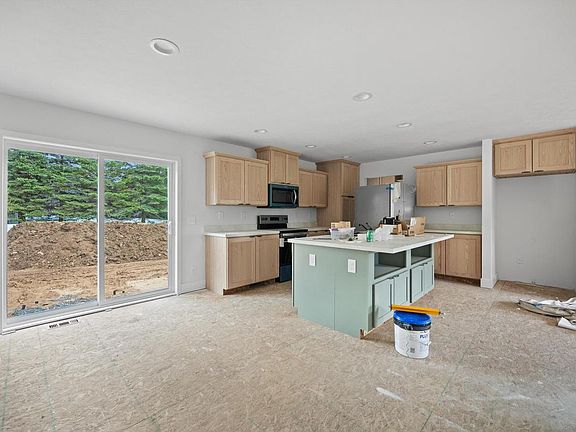 3rd image of 6910 Shady Lane ROAD