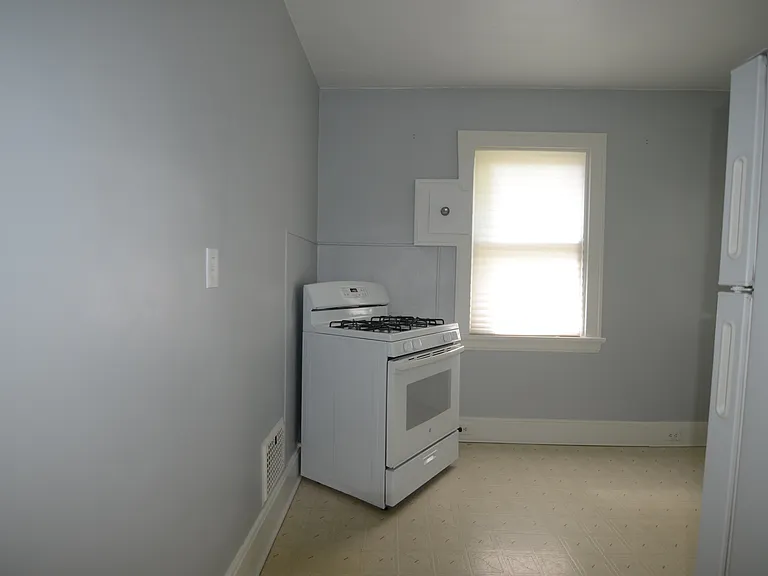 5824 Arnsby Pl — Photo 6