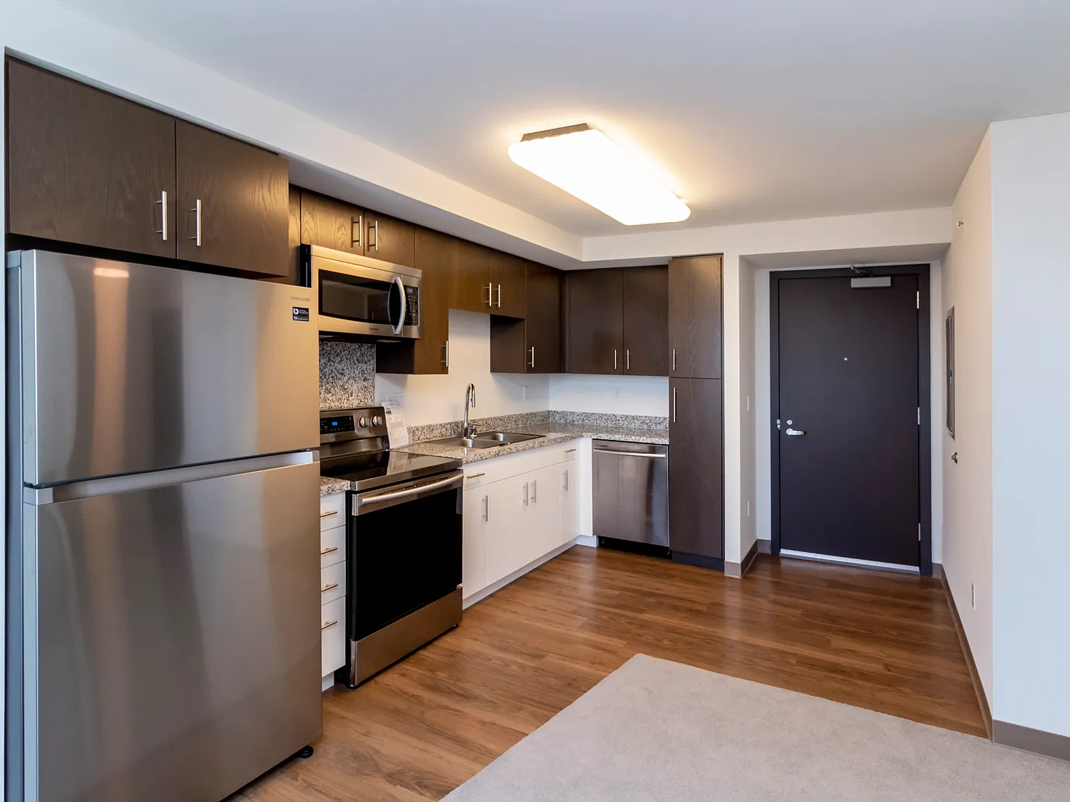 1 bed, 482 sqft, $2,700 — Photo 4