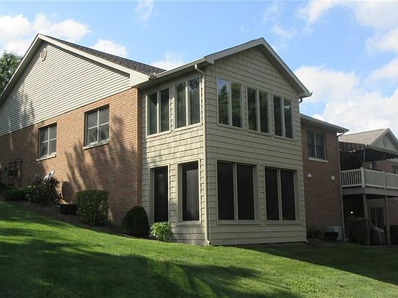 3rd image of 131 Oakmont Dr