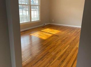 3926 Sherman Blvd, Des Moines, IA 50310