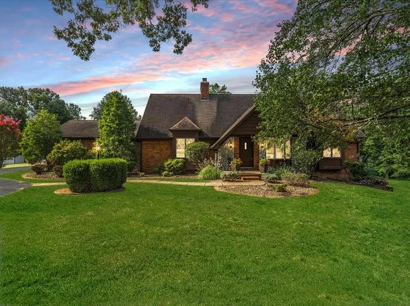 1205 College Dr, Madisonville, KY 42431