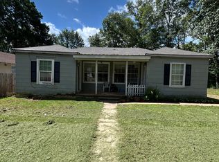 1110 Myrtle St #M, Kilgore, TX 75662