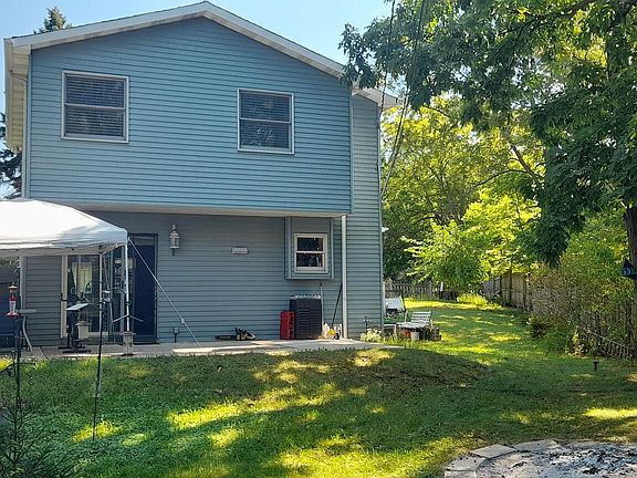2nd image of 30 Lilac Ave