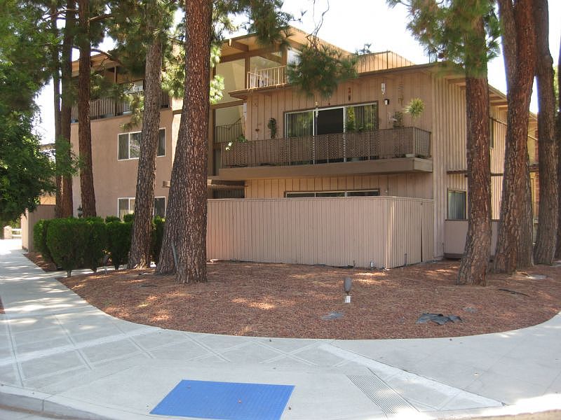 1st image of 3650 W Clark Ave APT A