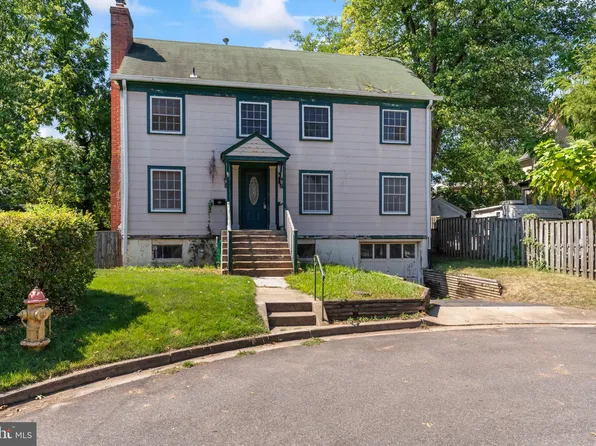 1714 S Lowell St, Arlington, VA 22204