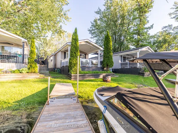 1082 Shamrock Marina Rd #16, Gravenhurst, ON P0E 1N0