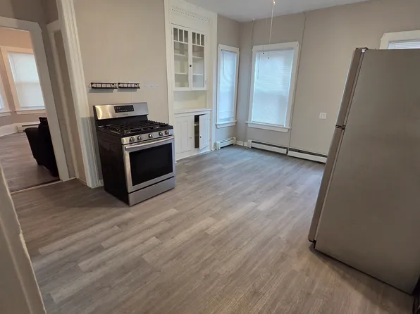 114 Jewett St Floor 1, Providence, RI 02908