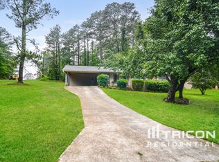 102 Springwood Valley Rd, Stockbridge, GA 30281