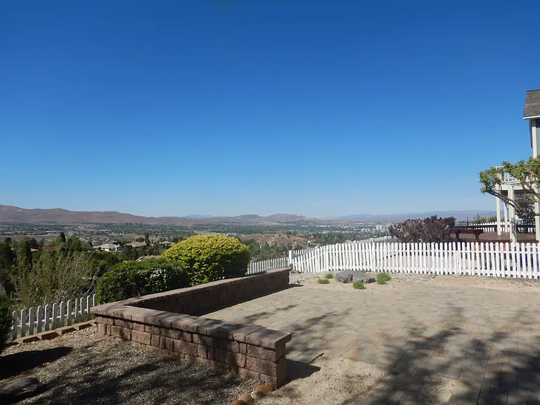 3745 Brighton Way — Photo 12