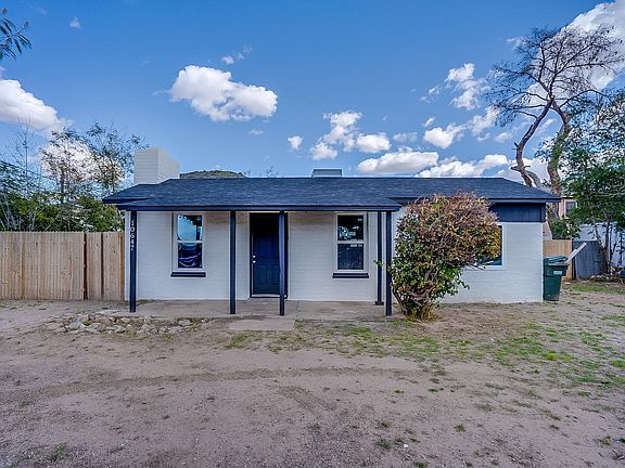 4th image of 10647 N 15th Ave
