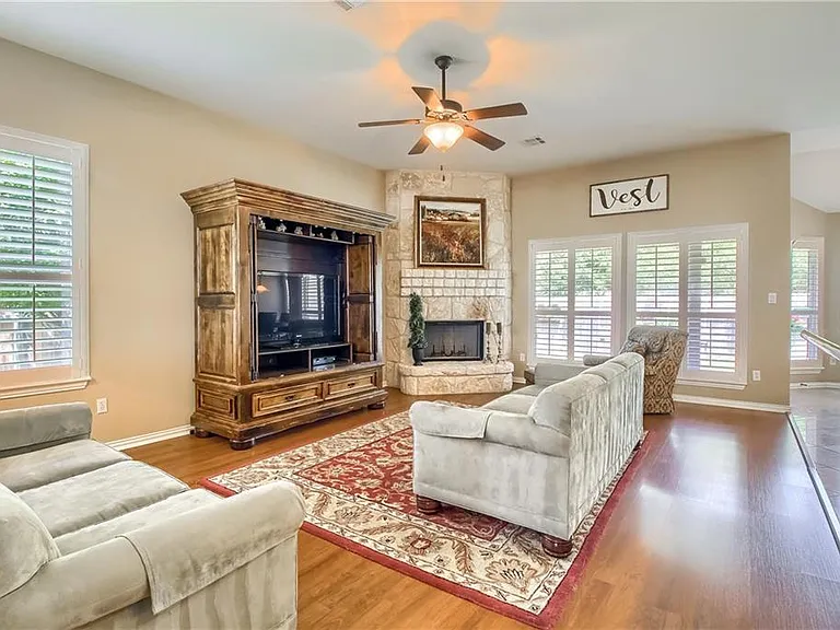 30617 Chi Chi Dr — Photo 4