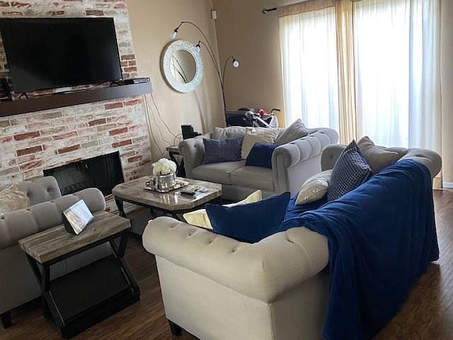1st image of 9524 Pagewood Ln