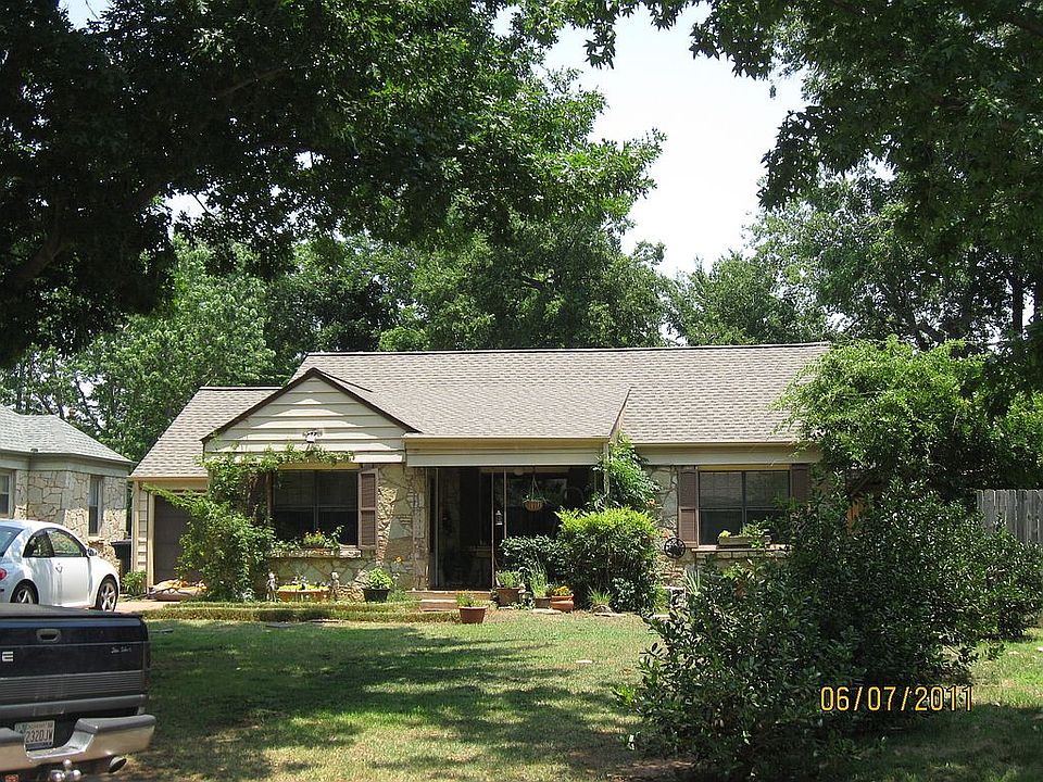 1109 woodlawn pl