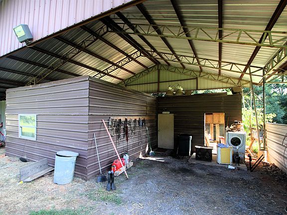 3rd image of 35 Cedar Creek Rd