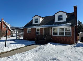 1609 Grant Ave, Altoona, PA 16602