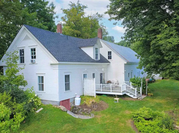 282 South Main Street, Peacham, VT 05862