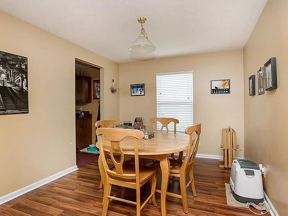 4th image of 5746 Edgewood Trace Blvd