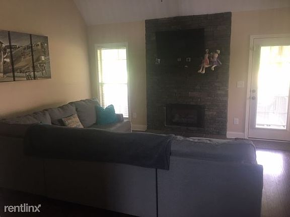 3rd image of 1491 Brew Moss Dr