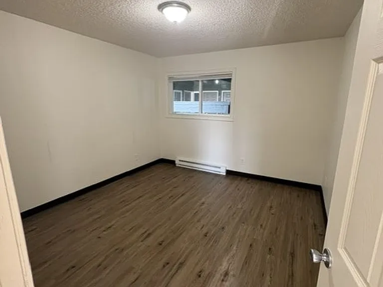 Enjoy Half Off May's Rent in a Prime Location! — Photo 9