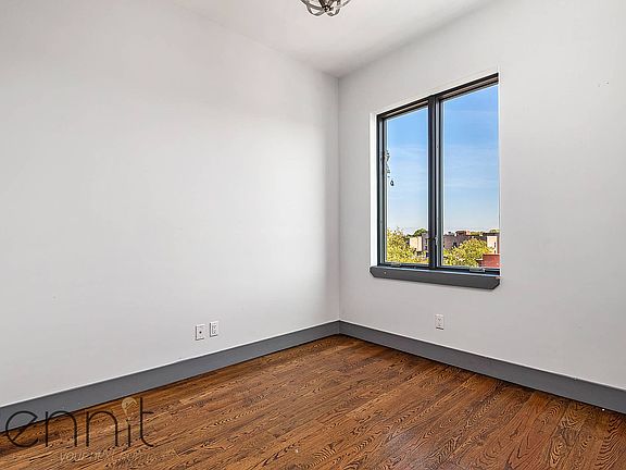 4th image of 168 Stuyvesant Ave #4C