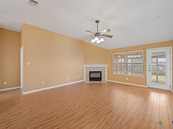 3rd image of 215 Kerley Dr