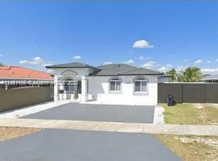 12351 SW 213th Ter, Miami, FL 33177