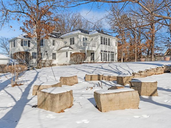 6321 Interlachen Blvd, Edina, MN 55436
