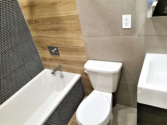 Rented by The Hamilton Group | media 15