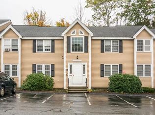 454 Mammoth Rd APT 17, Dracut, MA 01826