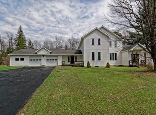 559 Hudson River Rd, Waterford, NY 12188