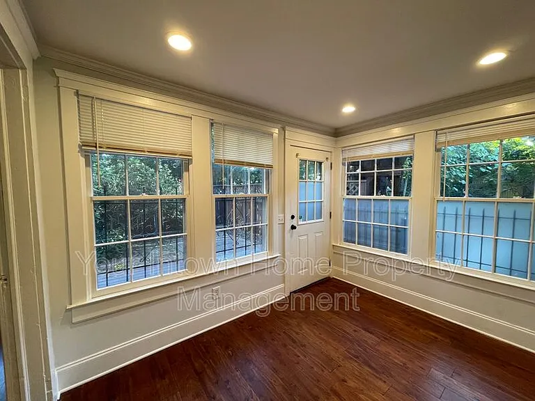 766 Saint Charles Ave NE #3 — Photo 7