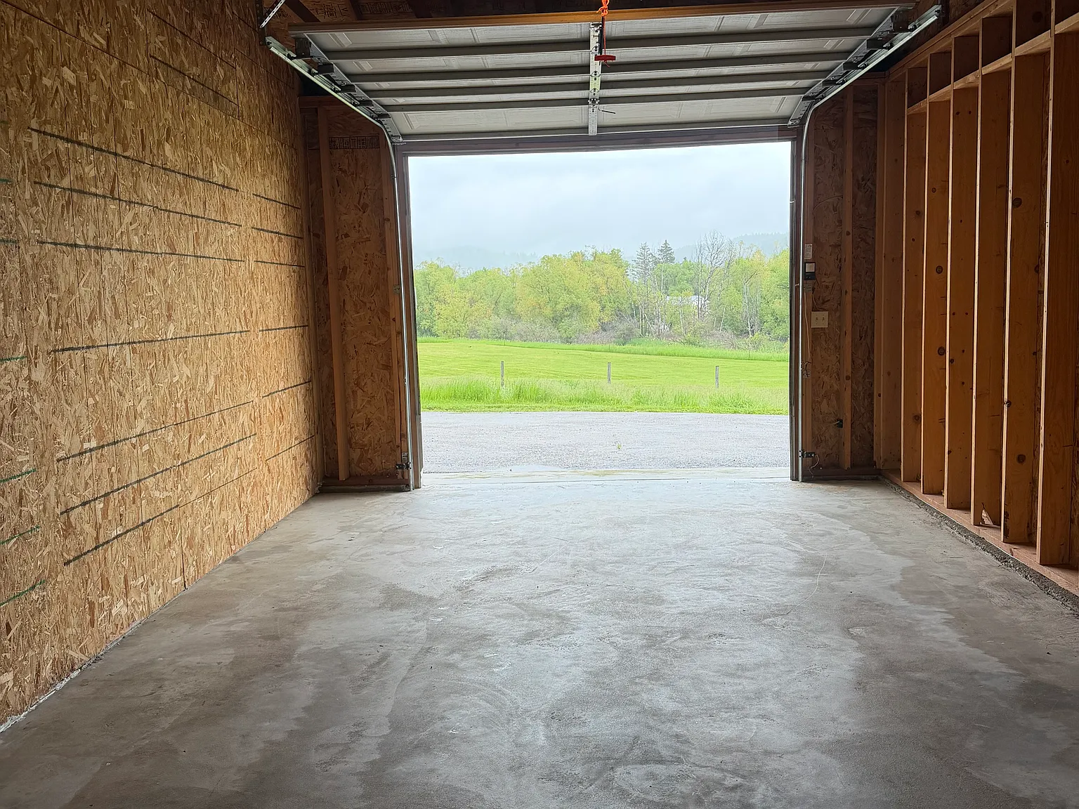 3 bed, 1200 sqft, $1,800 — Photo 4