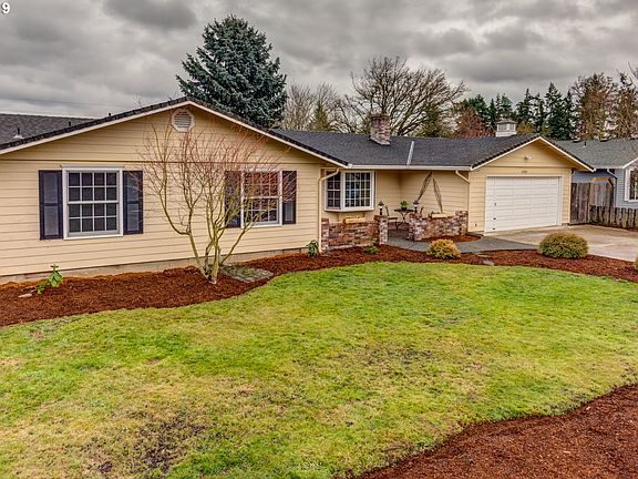 2nd image of 12503 NE 8th Ct