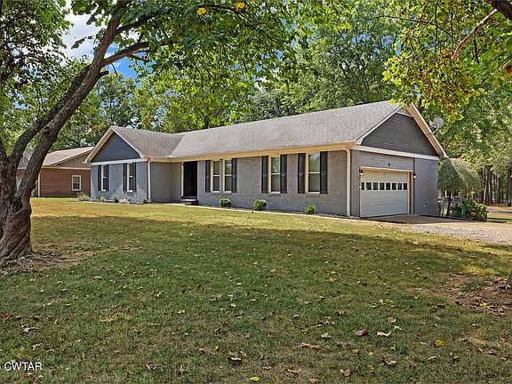 2nd image of 79 Crestwood Dr