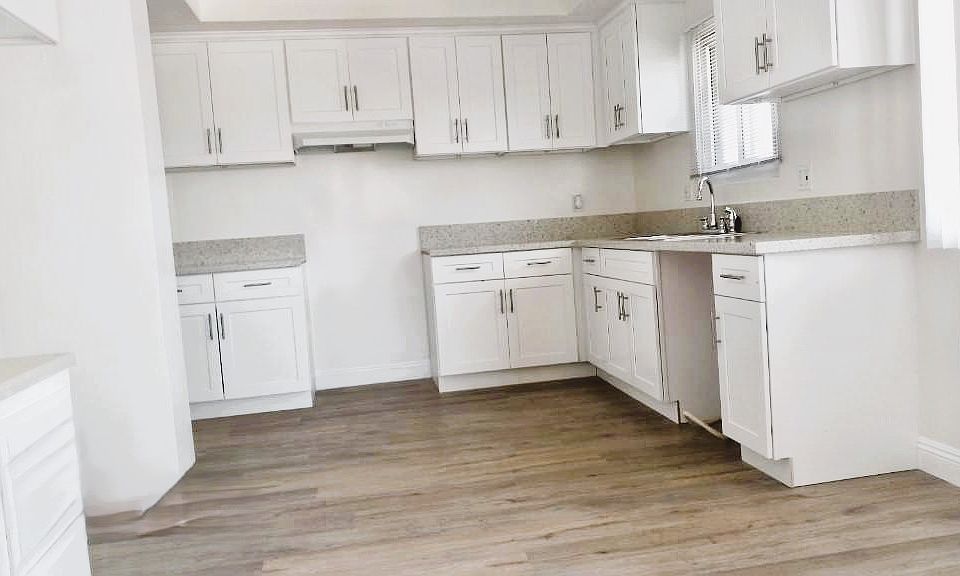 1st image of 315 N Hillcrest Blvd APT 3