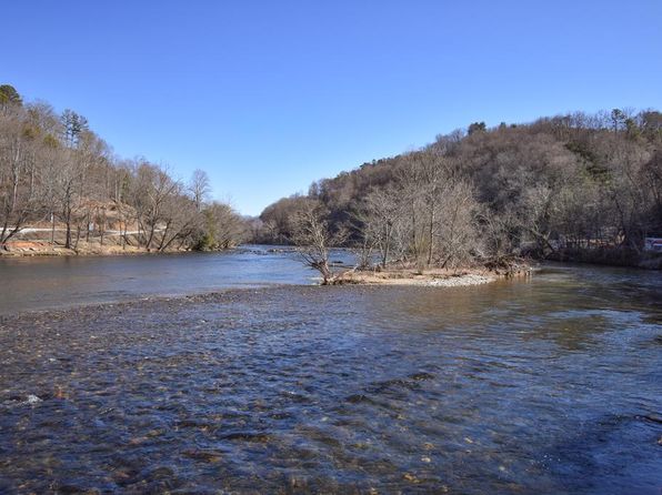 1575 Main St #20, Bryson City, NC 28713