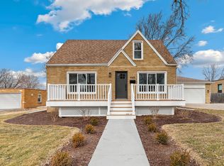 445 W Division St, Manteno, IL 60950