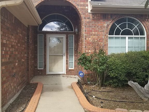 2nd image of 707 Cowhand Dr