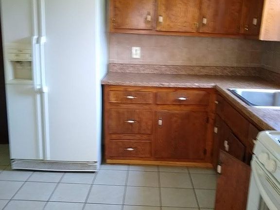 Eat in kitchen