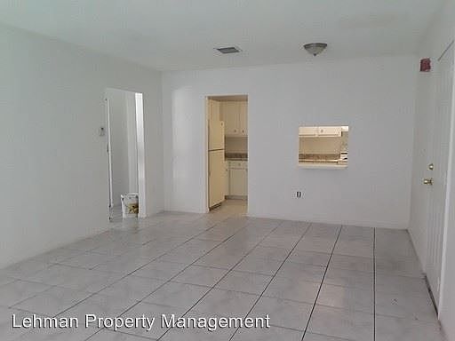 2nd image of 611 NW 177th St APT 206