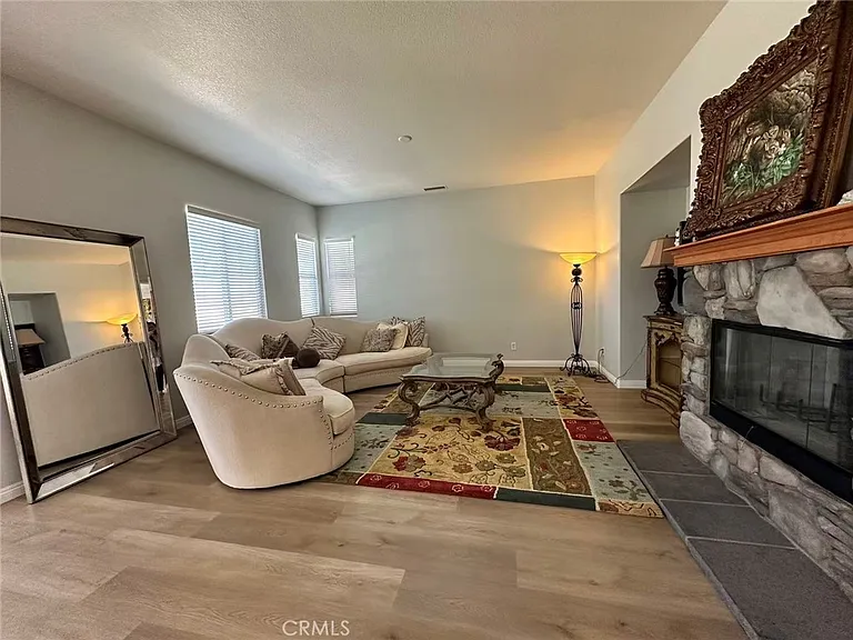 22276 Silverpointe Loop — Photo 8