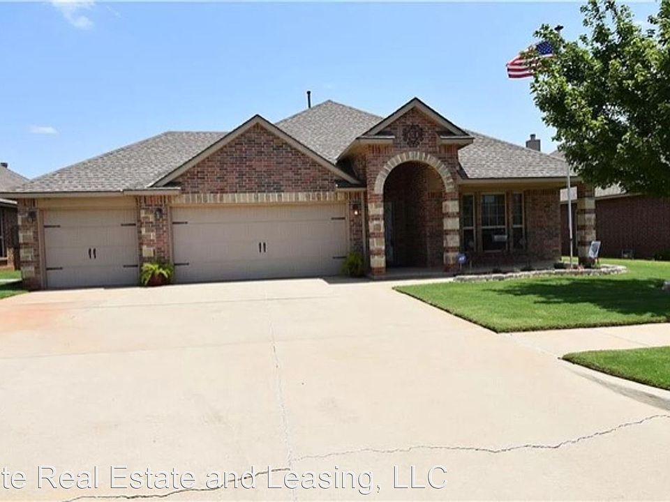 1st image of 15408 Blue Jay Dr
