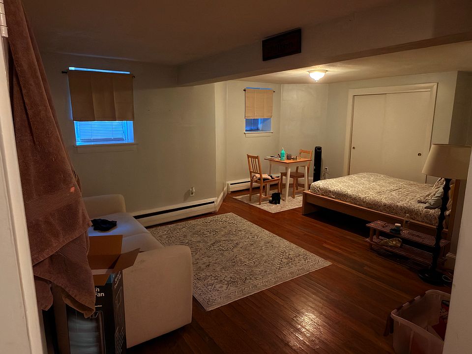 1st image of 10 Keswick St #3
